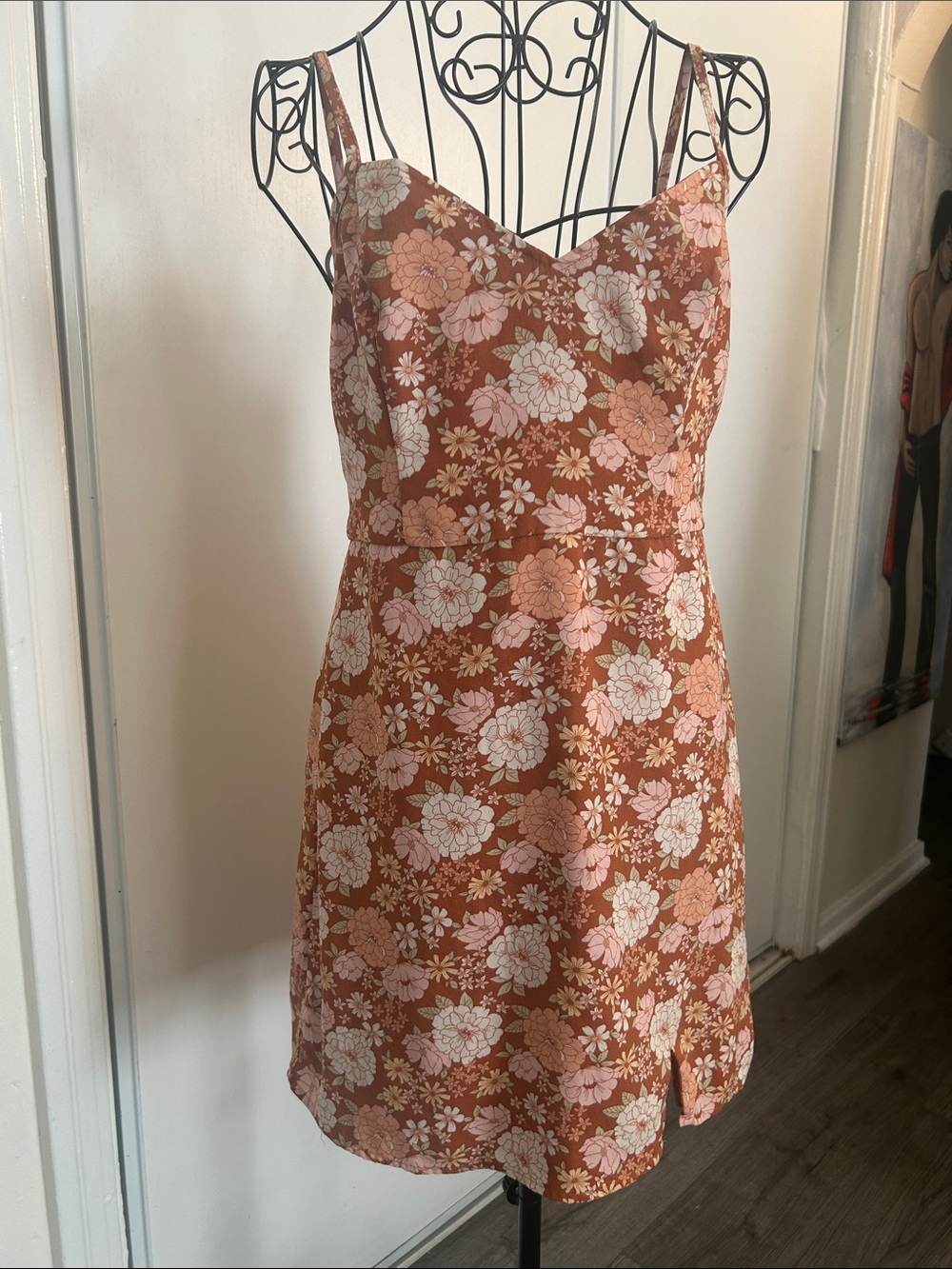 Hollister Floral Spaghetti-Strap Dress in Rust Pink Size M